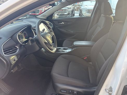 Used 2024 Chevrolet Malibu LT image 14