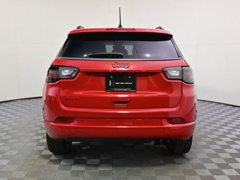 Used 2022 Jeep Compass Limited w/ (RED) Package AWD/4WD image 5