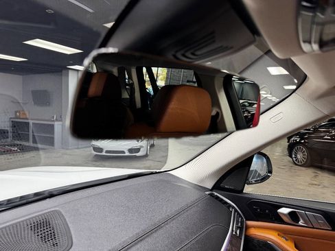 Used 2020 BMW X7 xDrive40i w/ Premium Package image 26