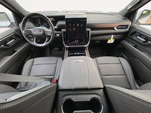 New 2026 GMC Yukon XL Denali w/ Denali Reserve Package AWD/4WD image 3