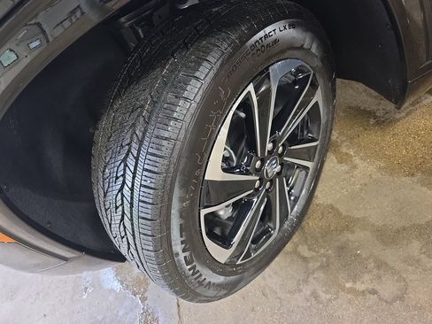 New 2026 Buick Enclave Sport Touring w/ Power Package AWD/4WD image 37