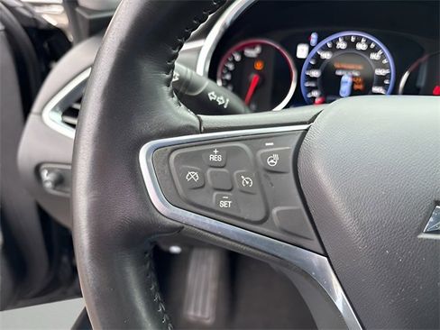 Used 2022 Chevrolet Malibu Premier image 22