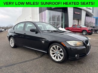 Used 2011 BMW 328i xDrive Sedan video 1