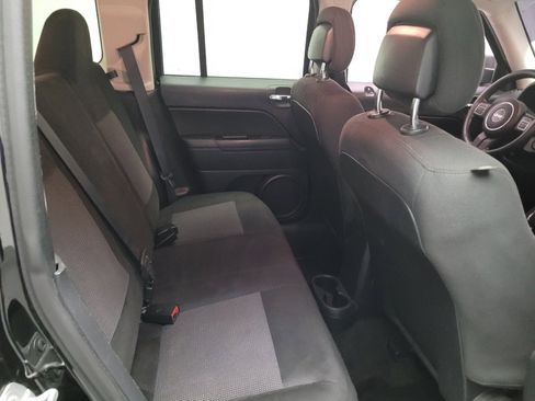 Used 2015 Jeep Patriot Sport w/ Power Value Group AWD/4WD image 19