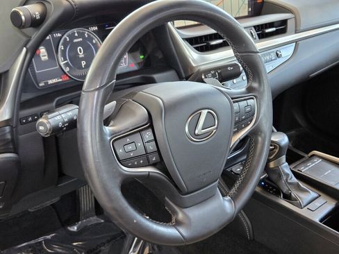 Used 2019 Lexus ES 350 w/ Premium Package FWD image 25