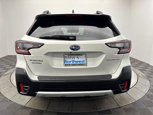 Used 2020 Subaru Outback Limited w/ Popular Package #2 AWD/4WD image 15
