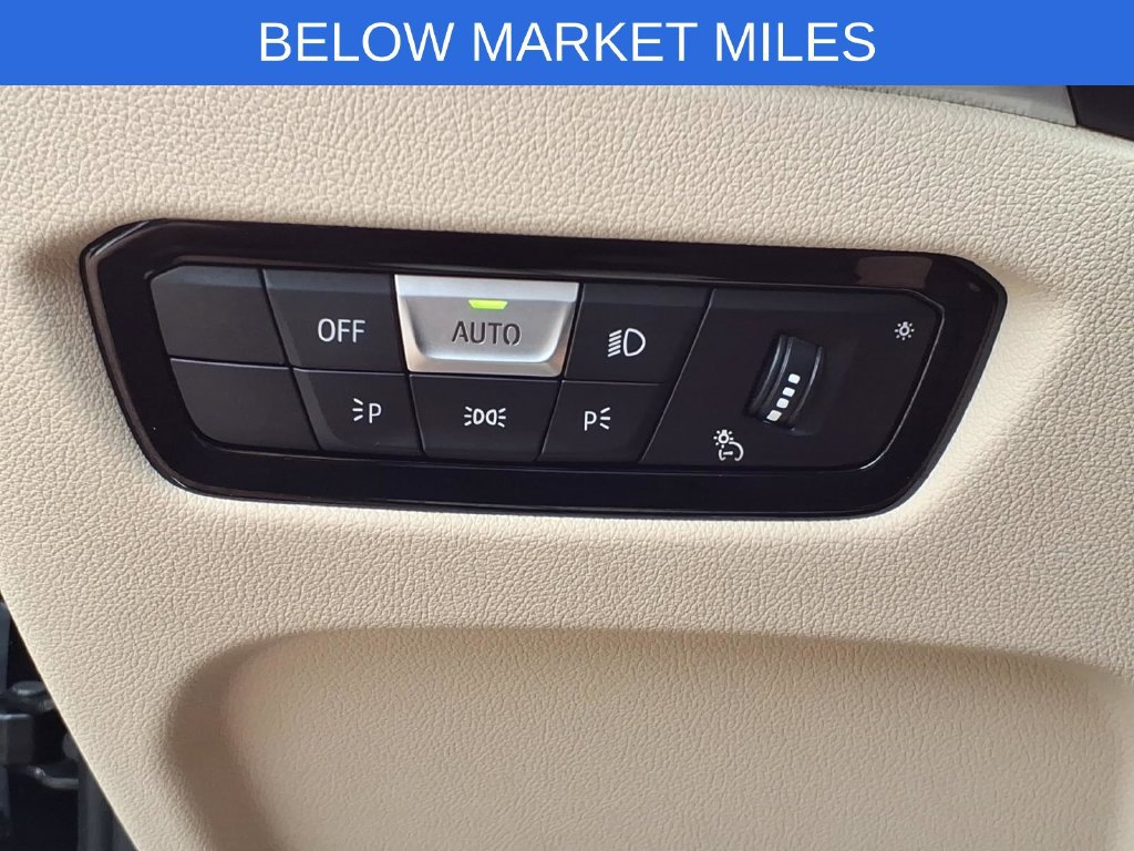Used 2023 BMW 330i xDrive Sedan w/ Premium Package AWD/4WD image 21