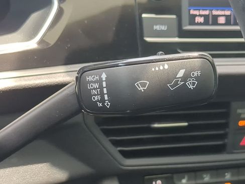 Used 2022 Volkswagen Jetta SE FWD image 27
