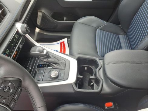 Used 2024 Toyota RAV4 XSE w/ Advanced Technology Package AWD/4WD image 15