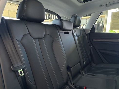 Used 2024 Audi Q5 e Prestige w/ Prestige Package image 29