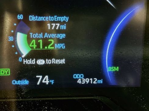 Used 2024 Toyota RAV4 XSE AWD/4WD image 14
