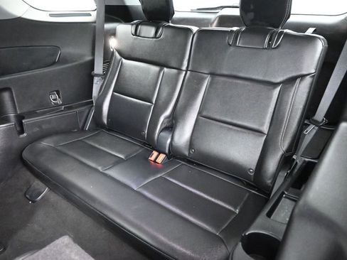 Certified 2021 Ford Explorer XLT image 19