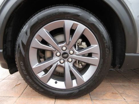 Certified 2022 Ford Explorer XLT w/ Equipment Group 202A image 8