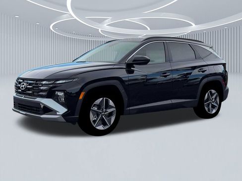 New 2026 Hyundai Tucson SEL FWD image 2