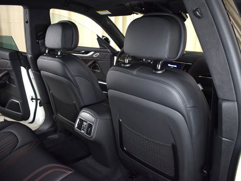 Certified 2022 Maserati Levante GT image 21