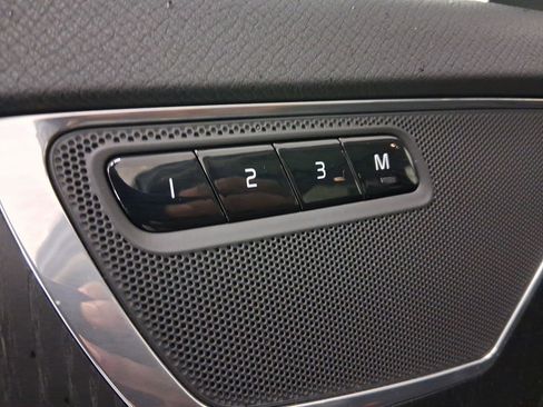 Used 2020 Volvo XC90 T6 Momentum w/ Protection Package image 12