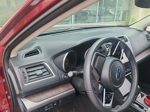 Used 2019 Subaru Outback 2.5i Limited w/ Popular Package #2 AWD/4WD image 12