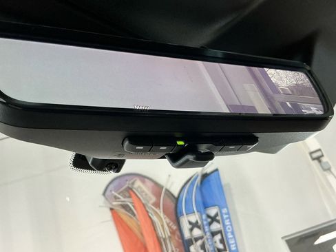 Used 2025 INFINITI QX80 Sensory image 50