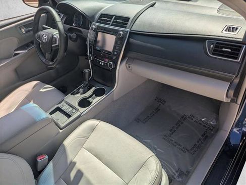 Used 2016 Toyota Camry XLE w/ Moonroof Package image 20