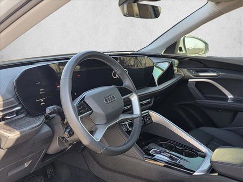 Certified 2025 Audi Q5 Premium w/ Convenience Package image 14