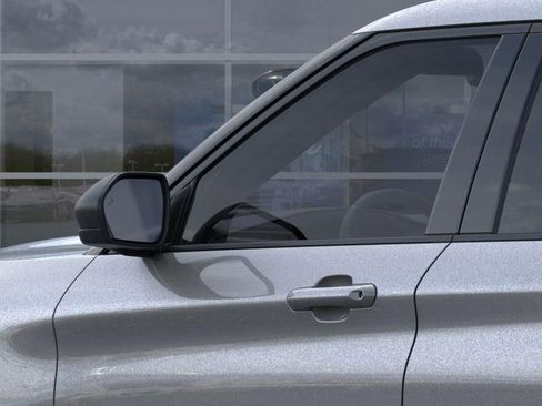 New 2026 Ford Explorer Active RWD image 20