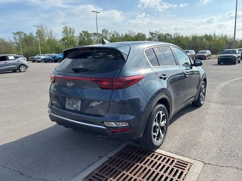 Used 2022 Kia Sportage LX image 9