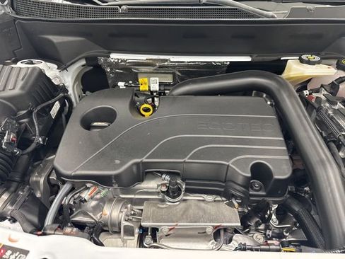 New 2026 Chevrolet Equinox LT FWD image 39