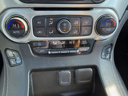 Used 2019 GMC Yukon XL SLT w/ Open Road Package image 32