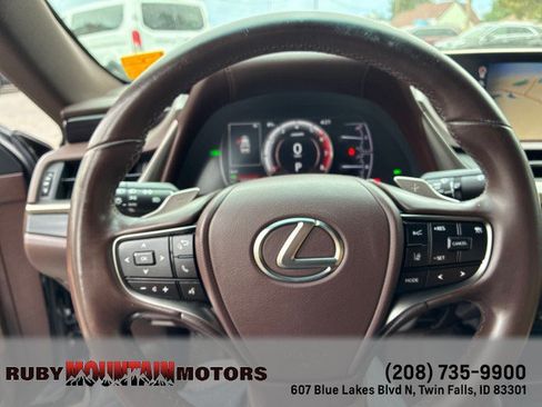 Used 2021 Lexus ES 300h w/ Premium Package FWD image 18