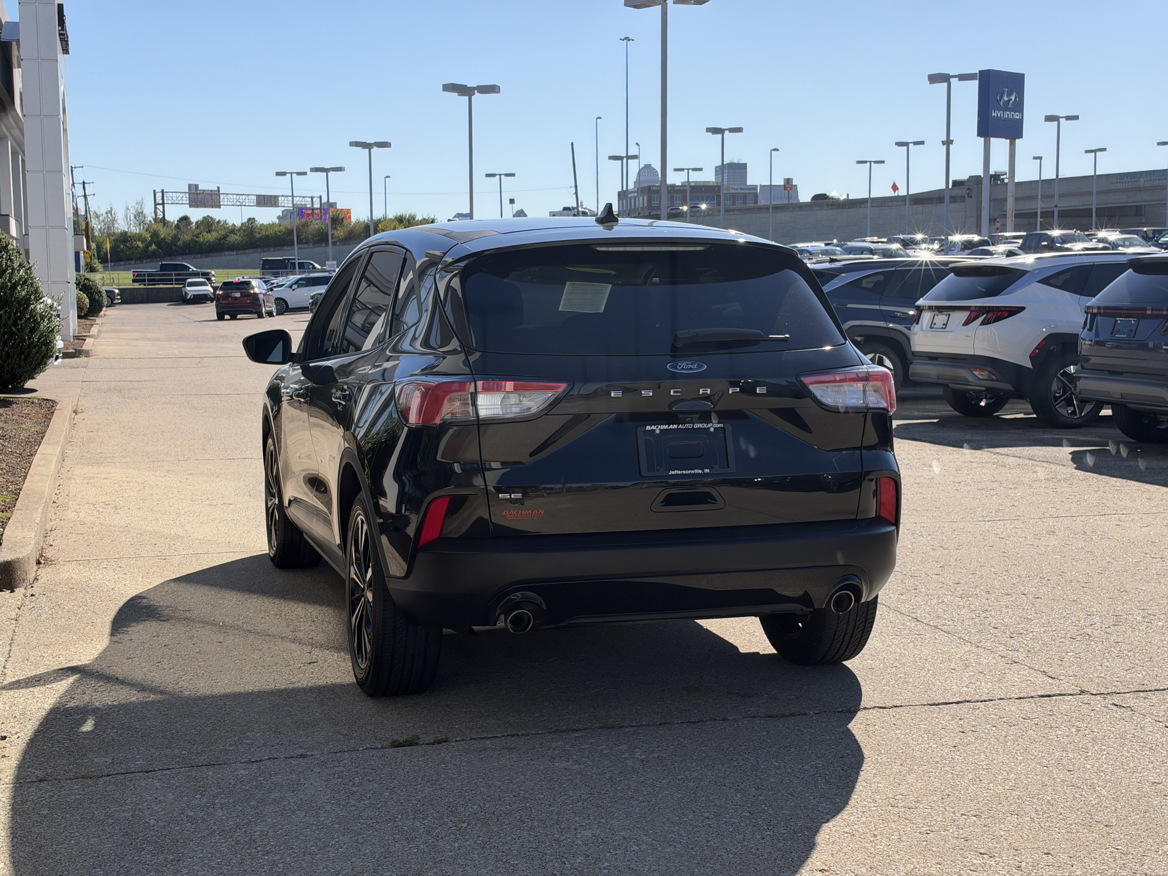 Used 2021 Ford Escape SE FWD image 7