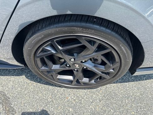 Used 2024 Hyundai Elantra N Line FWD image 14