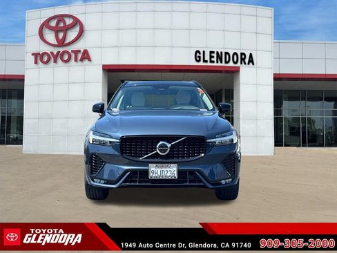 Used 2023 Volvo XC60 B5 Plus w/ Climate Package FWD image 3