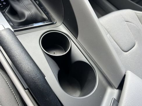 New 2026 Hyundai Elantra SE image 25