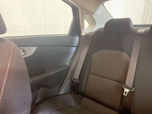 Used 2024 Kia Forte LXS w/ LXS Technology Package image 12