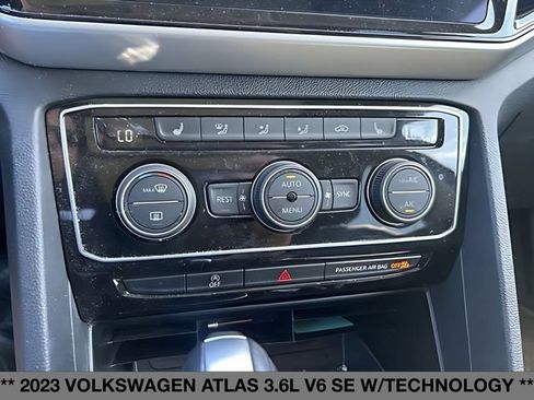 Used 2023 Volkswagen Atlas SE AWD/4WD image 12