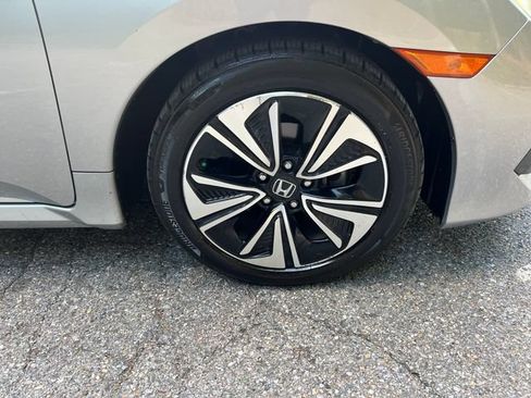 Used 2016 Honda Civic EX-L image 8