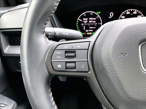 Used 2025 Honda CR-V Sport-L image 28