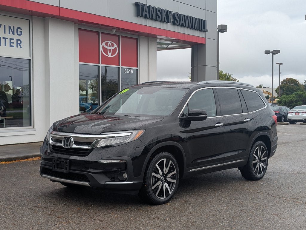 Used 2019 Honda Pilot Touring image 3