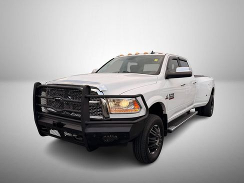 Used 2016 RAM 3500 Laramie AWD/4WD image 2