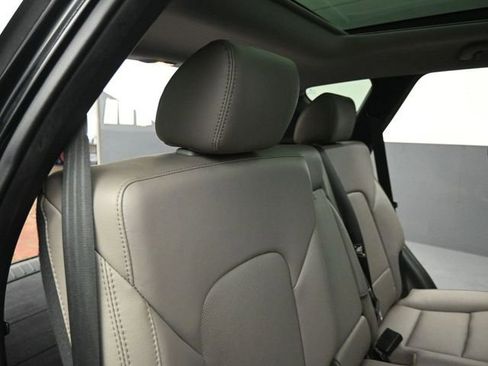 Used 2018 Hyundai Santa Fe Sport w/ 2.4L Tech Package 04 image 28