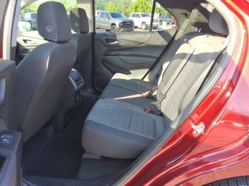 Certified 2024 Chevrolet Equinox LT FWD image 18