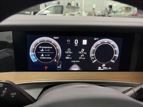 New 2026 Volkswagen Tiguan SEL R-Line image 16