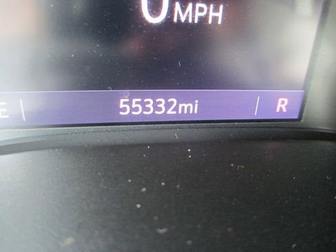 Used 2021 GMC Canyon Denali image 29