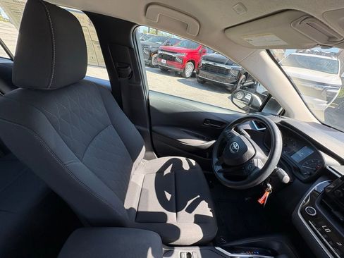 Used 2024 Toyota Corolla LE FWD image 26