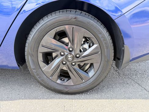 Used 2022 Hyundai Elantra SEL w/ Convenience Package FWD image 31