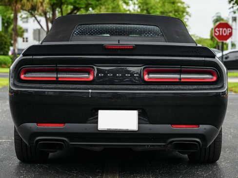 Used 2023 Dodge Challenger SRT Hellcat RWD image 18