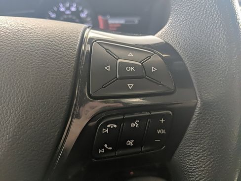 Used 2017 Ford Explorer XLT w/ Equipment Group 202A image 18