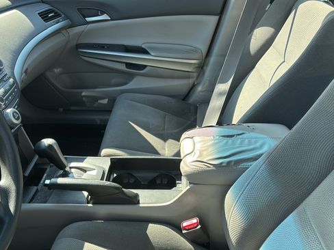 Used 2008 Honda Accord EX image 2