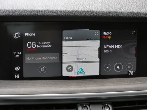 Used 2023 Alfa Romeo Stelvio Ti image 17