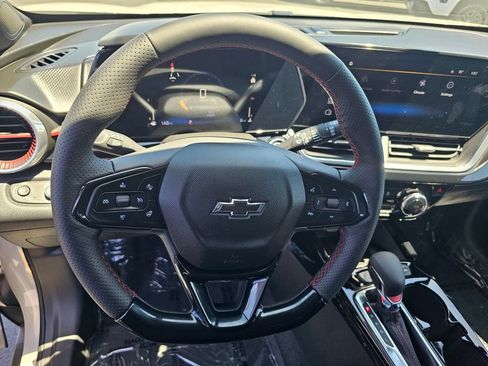 New 2026 Chevrolet Trax RS w/ Sunroof Package FWD image 25